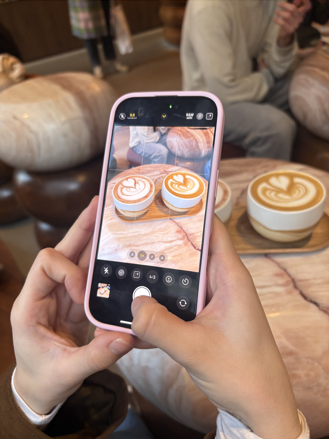 Content creation in a café